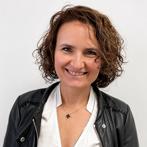 Caroline DECOMBAT
